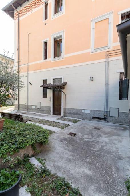 Апартаменти Residenza Sirtori Free Parking Верона Екстер'єр фото
